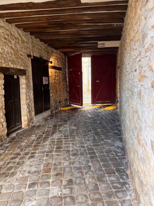 Studio Duplex Hypercentre Au Calme Avec Parking Fontainebleau Esterno foto