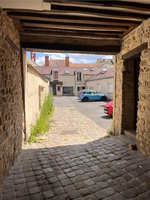 Studio Duplex Hypercentre Au Calme Avec Parking Fontainebleau Esterno foto